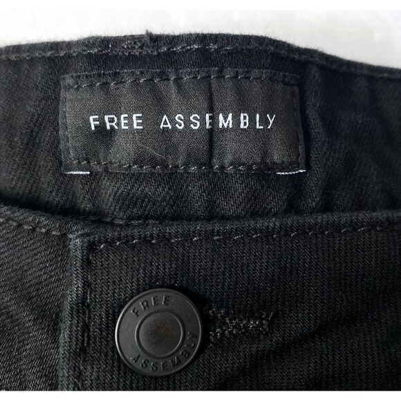 Free Assembly Jeans Women's Plus Size 18 Black The Full Wide Straight NWT - Picture 7 of 16